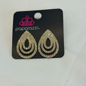 Paparazzi jewelry -“ red carpet revere” Sparkling Gold post Teardrop Earrings